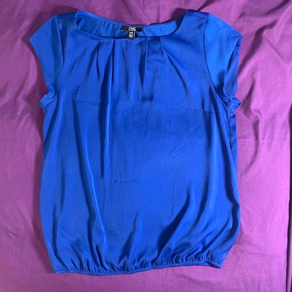 Blue top with a short sleeves  Chic by JAcob - Picture 1 of 5